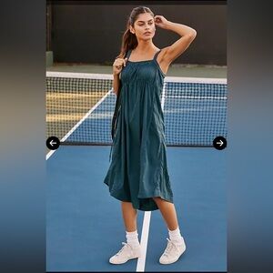 DAILY PRACTICE BY ANTHROPOLOGIE 
Keeseville Sleeveless Smocked Dress - Teal M